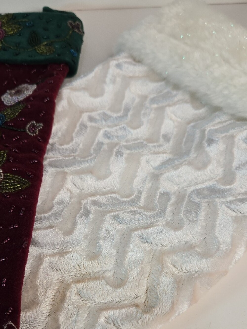 Christmas Stockings Set Glam Burgundy Green Beaded & White Fuzzy Sparkly Large - Picture 9 of 12